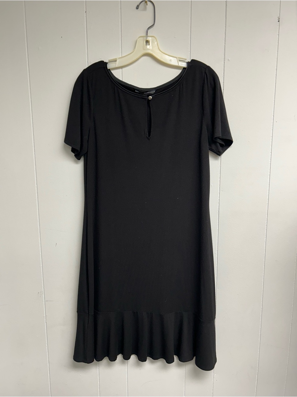 White House Black Market Black Short-Sleeve Ruffle-Hem Shift Dress